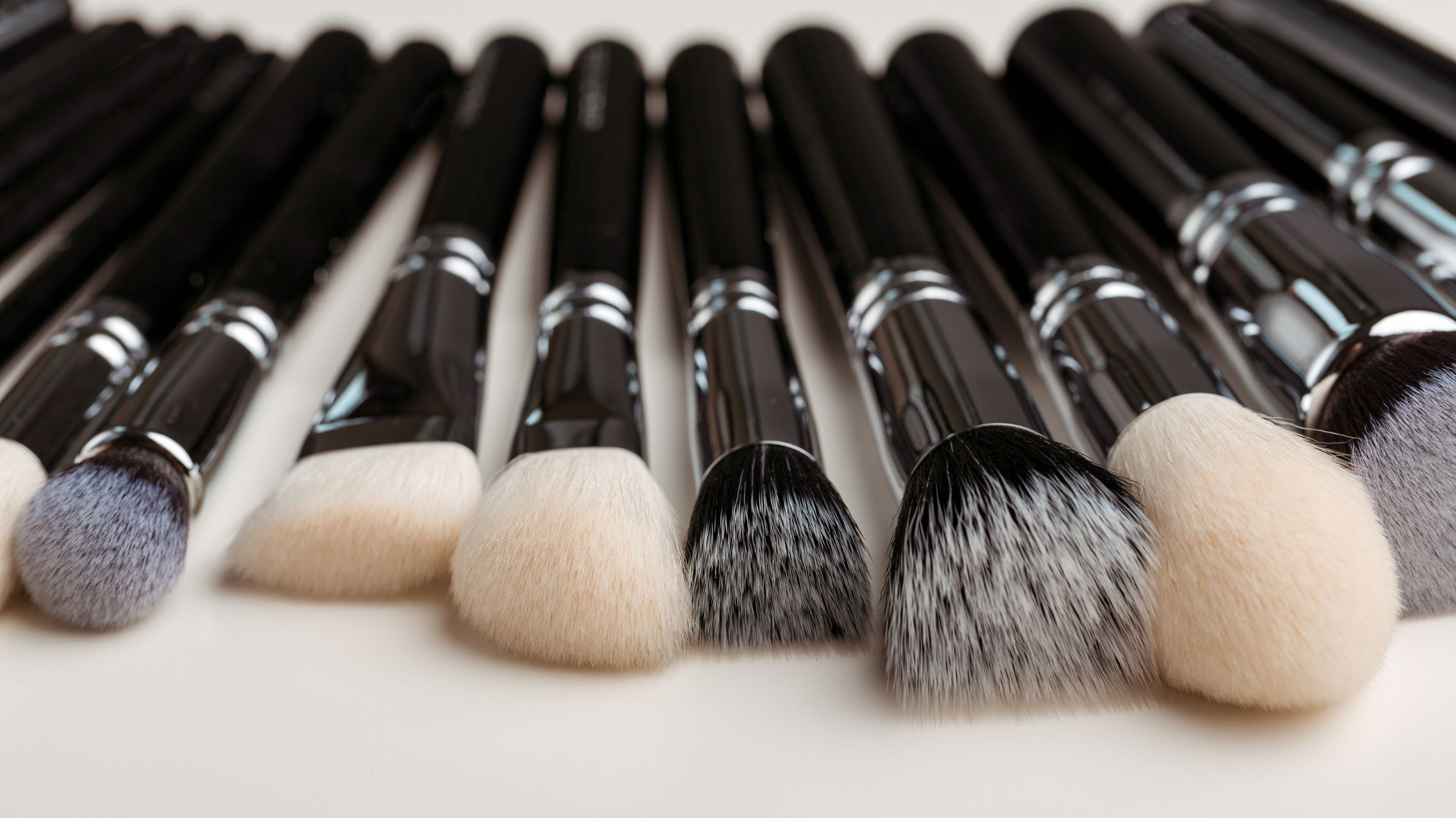 Top 10 Makeup Brush Manufacturers for High-Quality Brushes