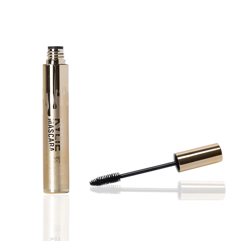 Mascara that can be easily brushed from the root of the eyelash