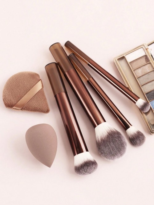 Premium Cosmetic Brush Set with Metal Tube Packaging – Luxury Face & Eye Brushes, OEM/ODM Manufacturer