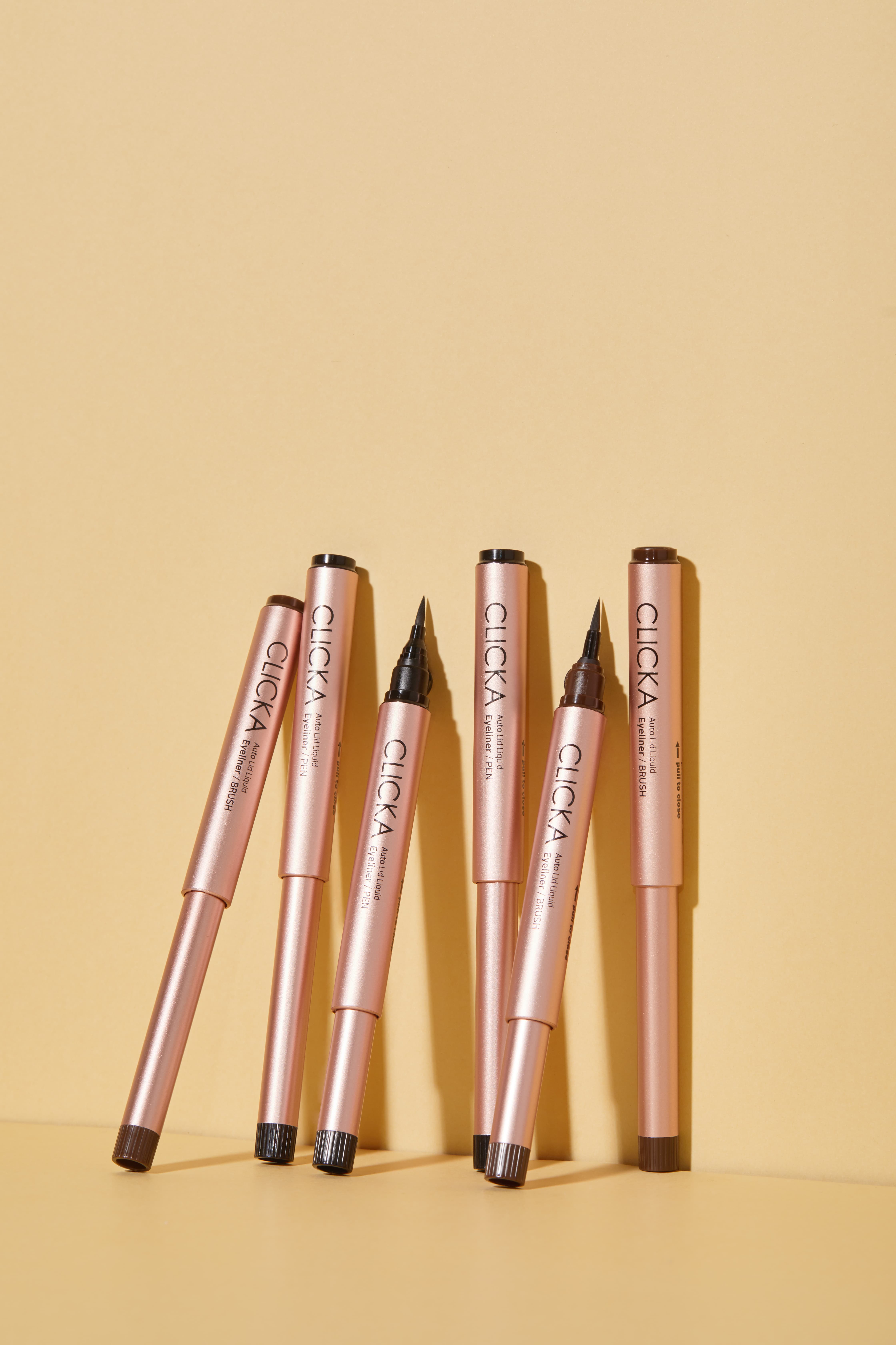 CLICKA  Auto Lid liquid eyliner
