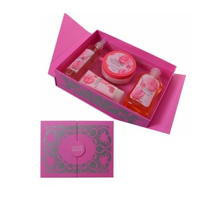 Factory OEM beautiful SPA bath gift set for travel or gift for lover