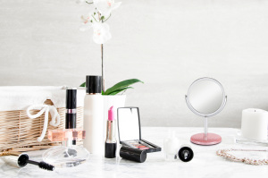 Magnifying Vanity Table Mirror Sided Swivel 1X Magnification Makeup Standing Mirror