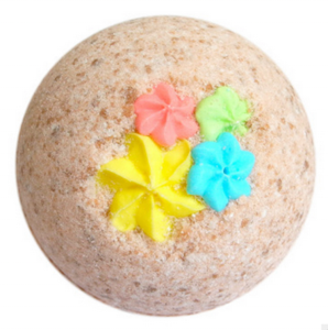 OEM Best Selling SPA Perfume Bubble Salts Ball Bath Bombs with Toys Inside Animal Bath Fizzy