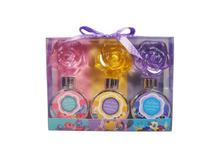 OEM/ ODM classical bathroom gift set with shower gel body lotion bath bombs in a wire basket