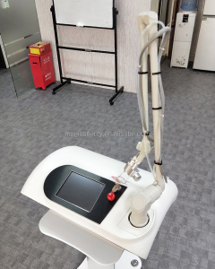 A0511 Newest Portable Fractional CO2 Laser Equipment/co2 fractional laser New Products for sale