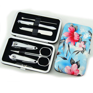 Tweezers and scissor tweezers manicure set