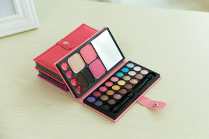 2019 new 33 Colors Eye Makeup Matte Glitter EyeShadow Diamond Shimmer Eye Primer Luminous Eye Shadow