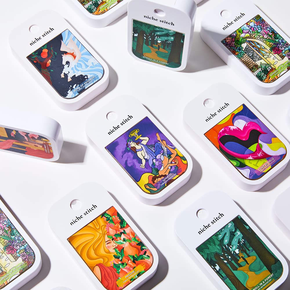 Niche Stitch Pocket Dress Perfume