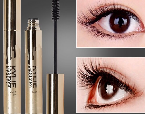 Eyelashes look denser and longer without taking off makeup mascara