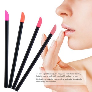 Disposable lip balm Brush Lipstick Gloss Wands Applicator Makeup Tool
