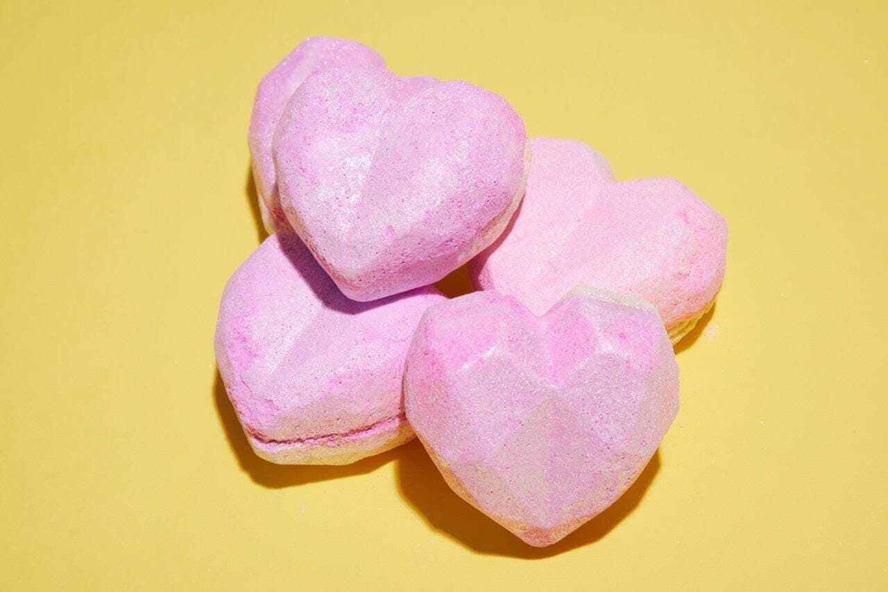 Kirit Heart-shaped Moisturizing Bath Bomb