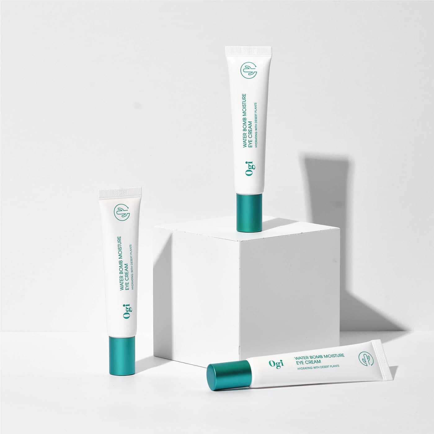 Ogi WATER BOMB MOISTURE EYE CREAM 20ml