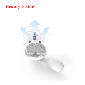 Silicone Sonic brush with Rotating Magnetic Beads Waterproof Facial Cleansing Brush