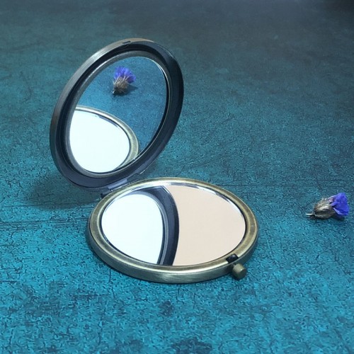 70MM Luxury Pocket Zinc Alloy 3D Relief Folding Makeup Mirror