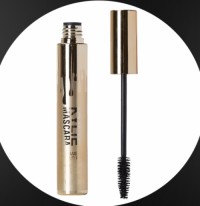 Mascara that can be easily brushed from the root of the eyelash