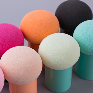 Amazon Hot Selling Plastic Handle Face Makeup Powder Cosmetic Puff And Sponge