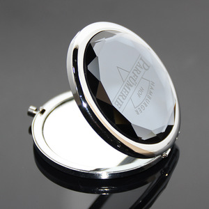 Latest Product Custom Laser Logo Rhinestone Makeup Mirrors Promotional Gift Ladies Elegant Shape Metal Luxury Pocket Mirror