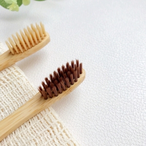 Wholesale CE-ROHS certificate reusable biodegradable organic charcoal bamboo toothbrush with packaging