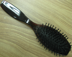 colorful popular plastic hairbrush for hotel and homeuse