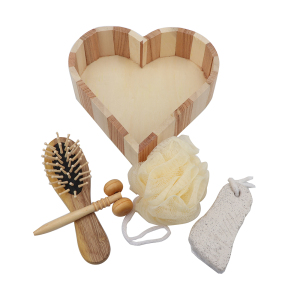 Promotional wood heart box 5pcs  bath accessory set, Loofah Brush /comb Wooden box spa set /Bath Gift bath Set