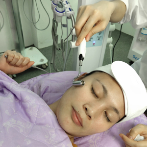 Summer season hotsale 9in1 Multi-functional Skin Care Beauty  Salon Equipment for opening the pore