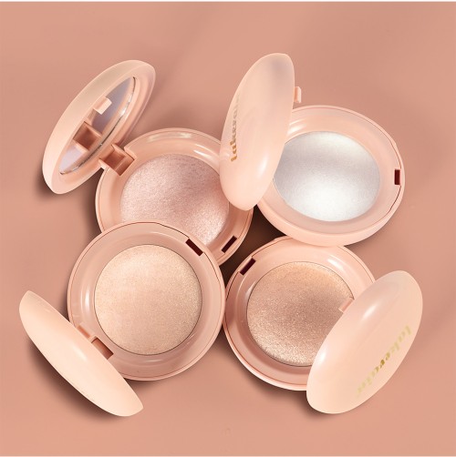 Newly Fashion Vegan Waterproof Oil Control Highlighter Powder Wholesale Transfer Proof Smudge Proof Body Powder Highlighter