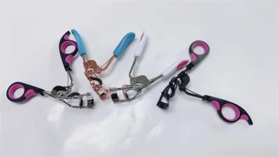 Beauty Eyelash Curler with Plastic Handle