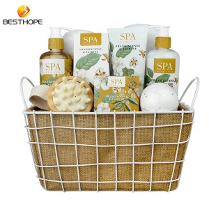 Romantic woman home spa bath body works gift set wire basket