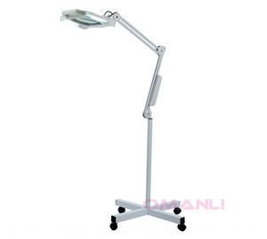 Magnifying lamp for beauty salon use Cool Light Magnifier LED