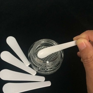 Facial Spoon Stick Cosmetic Makeup Tools Plastic Mask Mixing Spatulas