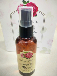 Pure roses essence water hydrating natural tuberose hydrosol