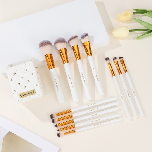 12-barrel makeup brush set for loose powder, blush, eyeshadow, contouring and foundation, a beauty tool