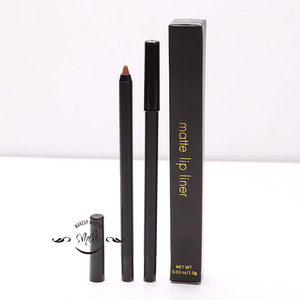 LT13 High quality smoothly lip use matte Multi-colored plastic material lip pencil lip liner