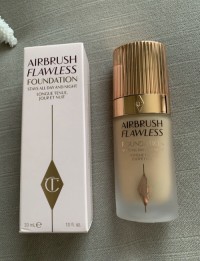Charlotte Tilbury Airbrush Flawless Foundation 5.5 Warm