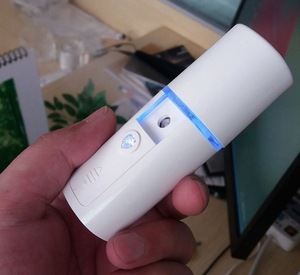 2017 best seller nano spray portable facial steamer with nice design