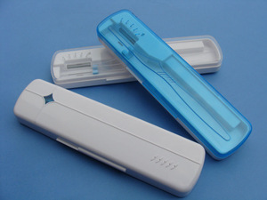 Both battery and USB powered UV-C light Toothbrush Sanitizer