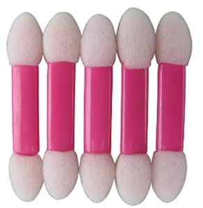 eyeshadow applicator