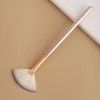 Custom Private Label Fan Highlighter Brush Luxury Rose Gold Ferrule Synthetic Hair Powder Blushing Cosmetic Brush Wholesale