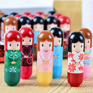 High quality beauty new product  moisturizing long lasting cartoon style remove dead skin  lip balm lip care