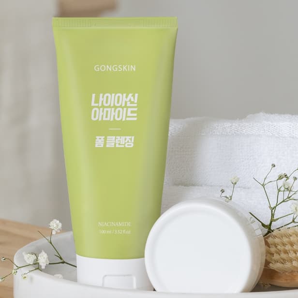 Niacinamide Foam Cleansing