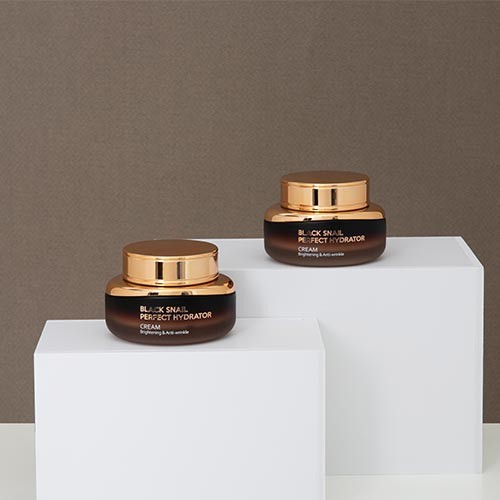 Eshumi Black Snail Perfect Hydrator Cream