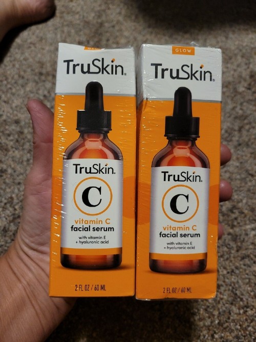 TRUSKIN Vitamin C Serum For Face, Topical Facial Serum With Hyaluronic Acid & Vitamin E,1 Fl Oz