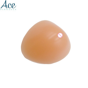 300g Artificial realistic triangle silicone breast