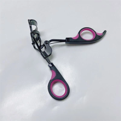 Beauty Eyelash Curler with Plastic Soft Grip Handle