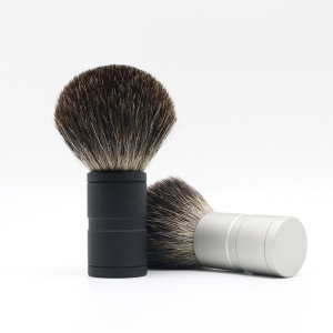 China Soft bristle custom logo metal handle shaving brush mens shaving brush