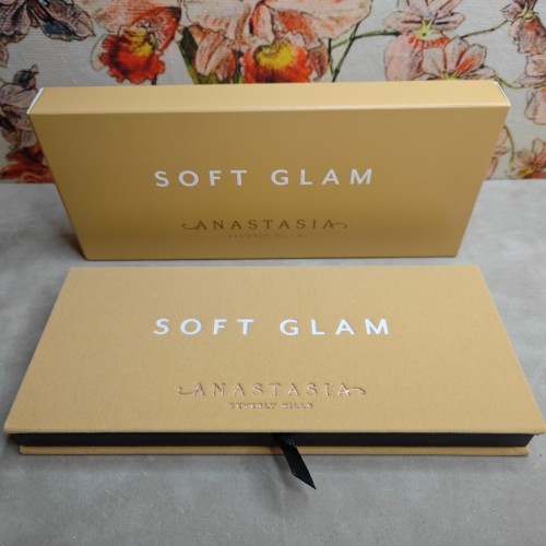 Anastasia Beverly Hills Soft Glam Eyeshadow Palette