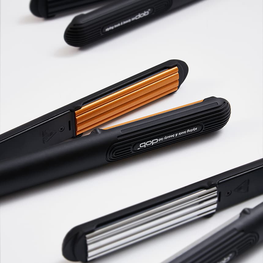 G7-PP Curved & Grooved Hair Iron