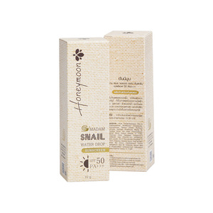 Snail Water Drop Foundation Sunscreen SPF 50 PA+++ Coverage dark spots 15 g