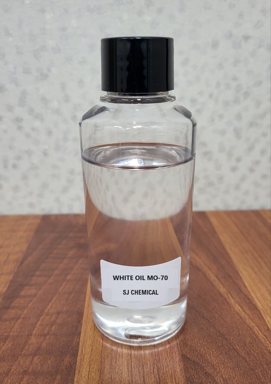 WHITE OIL MO-70