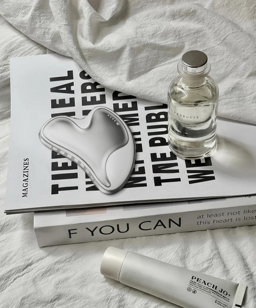 Lifting beauty device